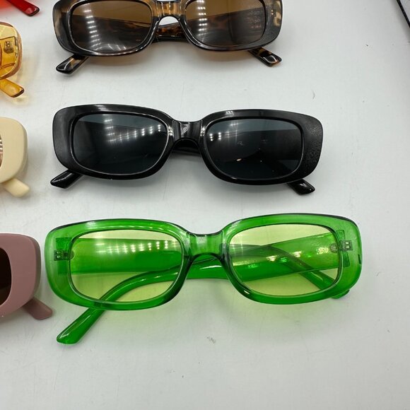 Box Of 10 Trendy Sunglasses Assorted Colors Styles Unisex Fashion Eyewear Props - Picture 5 of 16